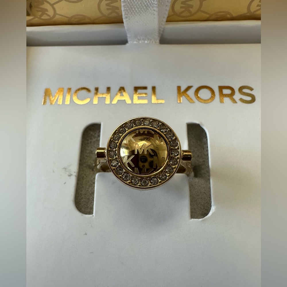 Michael Kors stainless steel women’s ring gold shade size 6